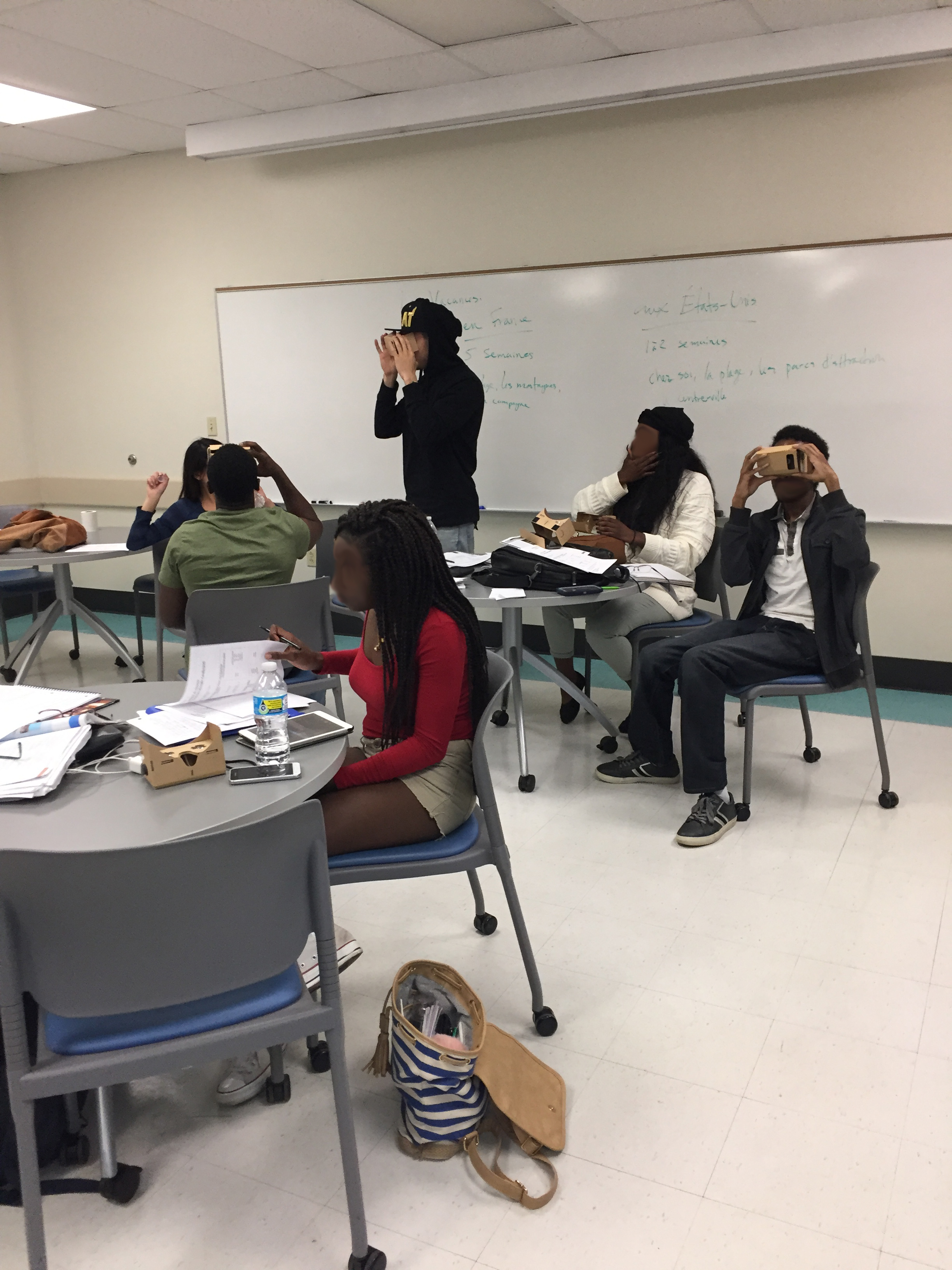 Students participating in FrançaisMon GO